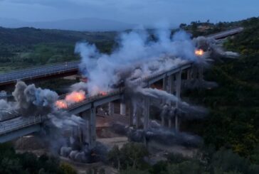 Anas: demolito con l’esplosivo il viadotto “La Coscia”