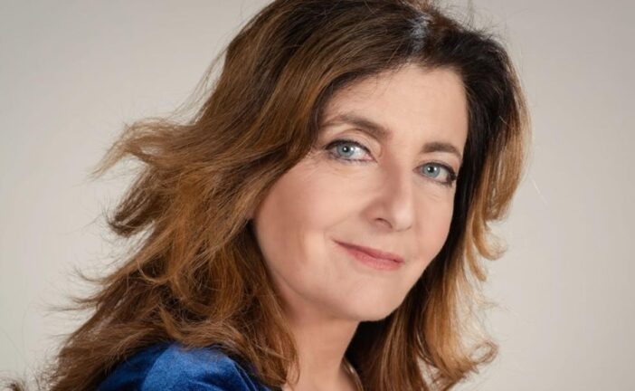 “Titoli di testa”: Francesca Reggiani chiude la stagione 2025/2026