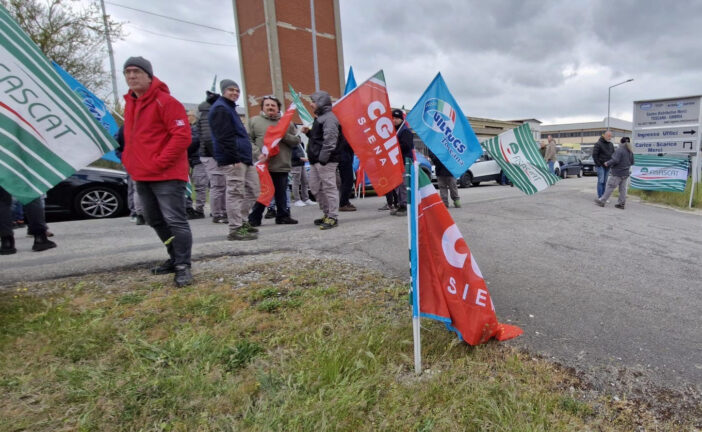 Sindacati: “Vertenza Logimer: contano più le persone o il profitto?”