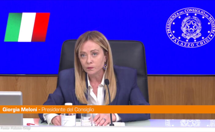 Dl Lavoro, Meloni "Un mld di incentivi, ma solo a chi applica 'salario giusto'"