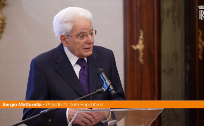 Mattarella "Siamo riconoscenti a don Milani per il suo insegnamento"