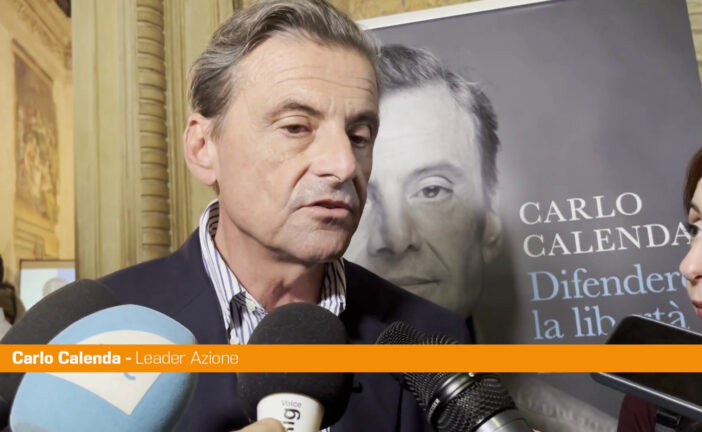 Calenda "Vedere cacciare le bandiere dell'Ucraina mi mette grande tristezza"