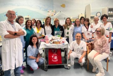 I doni dell’Associazione Cuore di maglia per la Pediatria e Neonatologia di Nottola