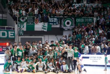 La Mens Sana può continuare a sognare: battuta Borgomanero 100-90
