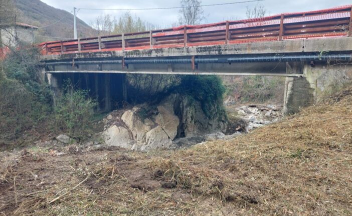 Cb6 all’opera con un intervento sul torrente Rondinaia