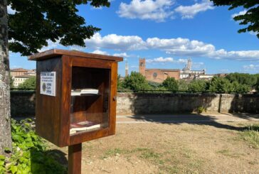 Atto vandalico alle “Casine dei libri”. Il Lions Club Siena sospende il progetto