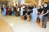 Concerto nella hall di Pediatria di “Doni-amo musica”