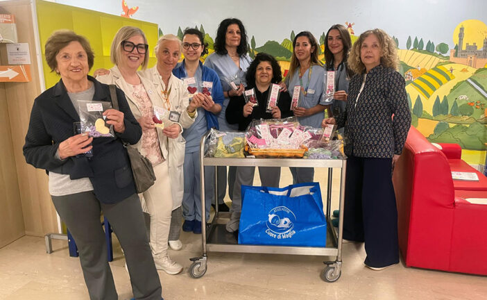 Doni dell’Associazione Cuore di Maglia alla Terapia Intensiva Neonatale dell’Aou Senese