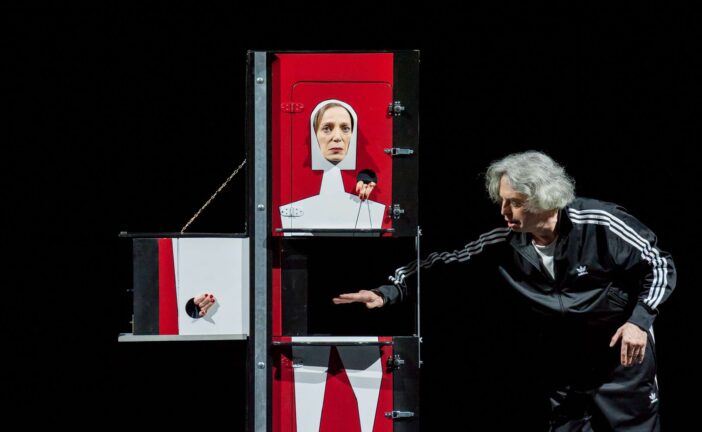 In-Box dal Vivo 2026: al teatro dei Rozzi arriva “Abracadabra”