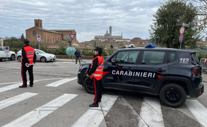 Arrestato dai Carabinieri uno stalker 20enne che molestava una studentessa