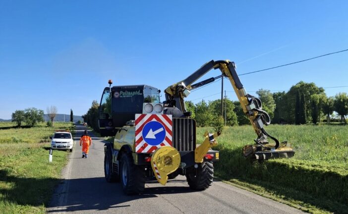 Sicurezza stradale e decoro: via al piano sfalci 2026