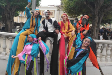 Fantasticherie accende Colle Alta: il 28 giugno teatro di strada, circo e spettacoli