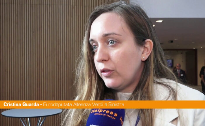 Immigrazione, Guarda "Il patto Ue nega diritti umani, in Albania deportazioni"