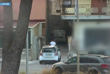 Smantellata a Palermo una banda specializzata in furti d'auto, 9 arresti