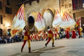 A San Gimignano torna la Ferie delle Messi: rievocazioni e spettacoli dedicati al Medioevo