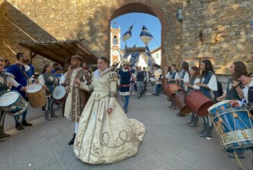 E’ Festa medievale in Val d’Orcia con Il Bianco e l’Azzurro