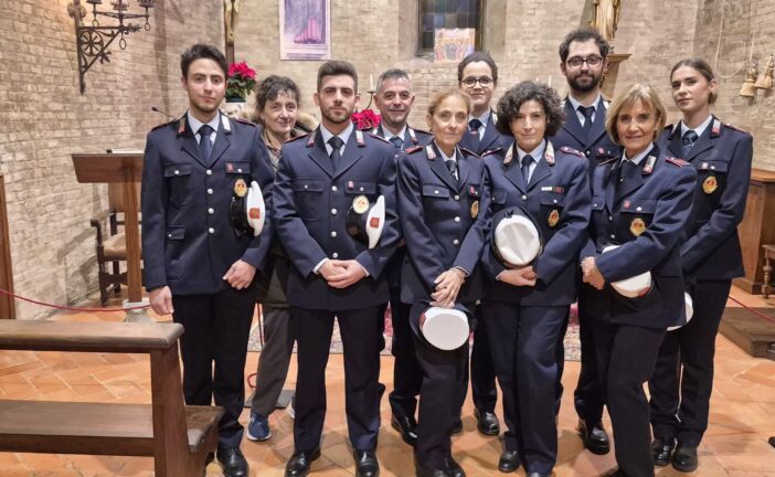 San Gimignano: la Polizia Locale intensifica i controlli sulle guide turistiche abusive