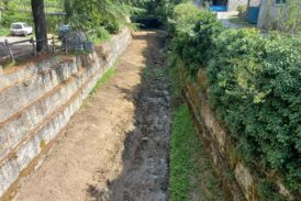 Il CB6 impegnato nella manutenzione del torrente Chianti