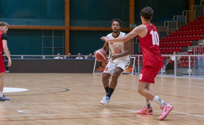Prima uscita in amichevole per i Bulls