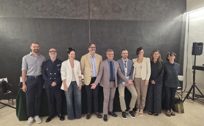 Teatri di Siena: al via la campagna abbonamenti per la stagione 2026-2027