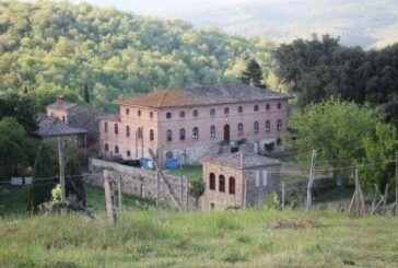 Turisti truffati: hackerato il sito del Castello di Selvole
