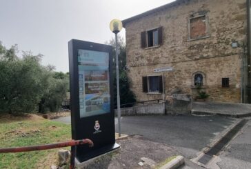 Colle di Val d’Elsa, attivati due nuovi totem touchscreen per cittadini e turisti