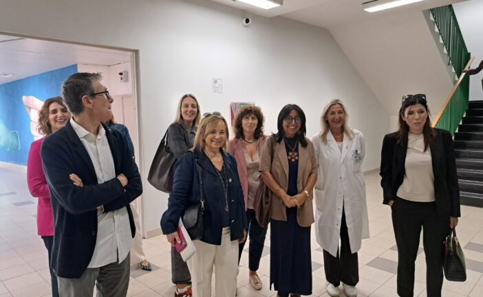L’assessora regionale Monni in visita all’ospedale di Campostaggia