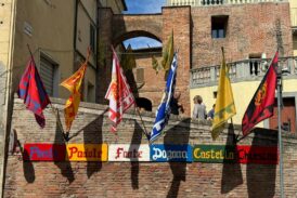 Valiano festeggia il 52° Palio dei Carretti