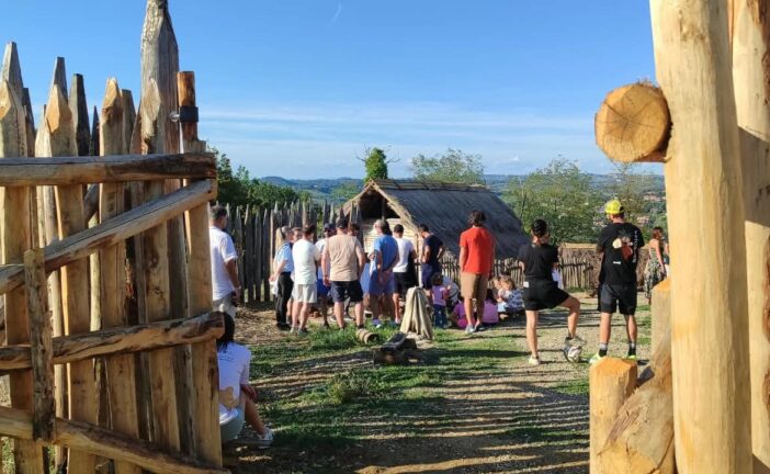 “Un villaggio, mille storie”. Apre il nuovo Archeodromo di Poggibonsi