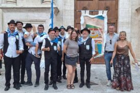Pienza: la contrada Le Mura vince il Palio 2026 del Cacio al Fuso