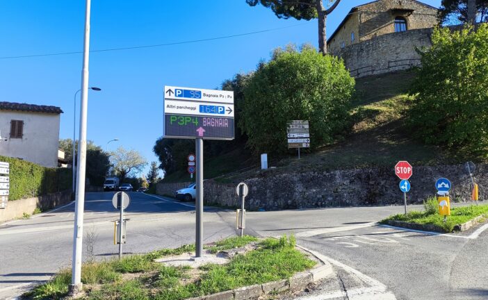 San Gimignano: nove pannelli Info Mobilità