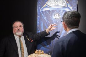 Inaugurata la mostra “AI e simboli di pace” a Palazzo Bandini Piccolomini