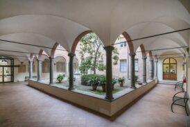 Anziani, diritti e responsabilità della comunità: a Siena un convegno con monsignor Paglia