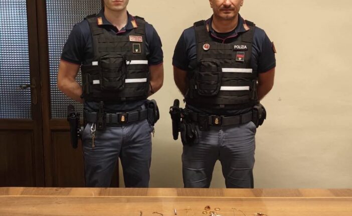 Siena: beccato dalla Polizia un 42enne che aveva truffato un’anziana