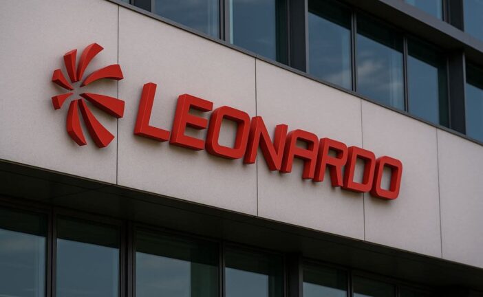 “Leonardo a Siena? Istituzioni, CGIL, CISL e UIL sull’attenti”