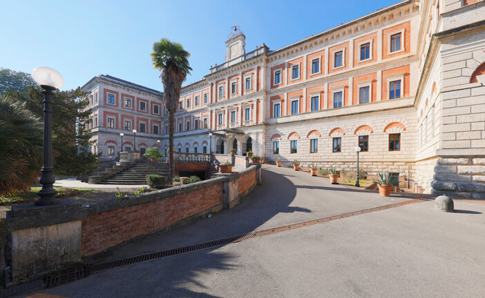 Chi parla per le balene? A Siena la comunicazione tra umani e non umani diventa materia obbligatoria