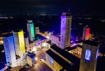 Natale tra le torri 2026: ultimi giorni per contribuire alle luminarie di San Gimignano