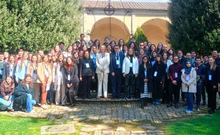 Scienze della vita: da Siena una strategia nazionale per i giovani ricercatori