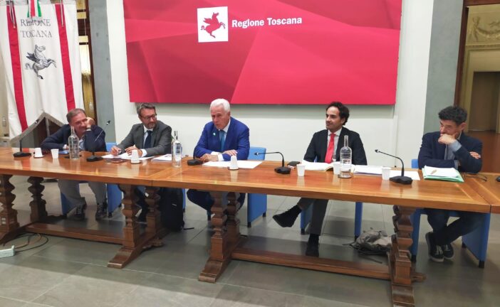 Lavoro: una legge toscana sulle crisi aziendali