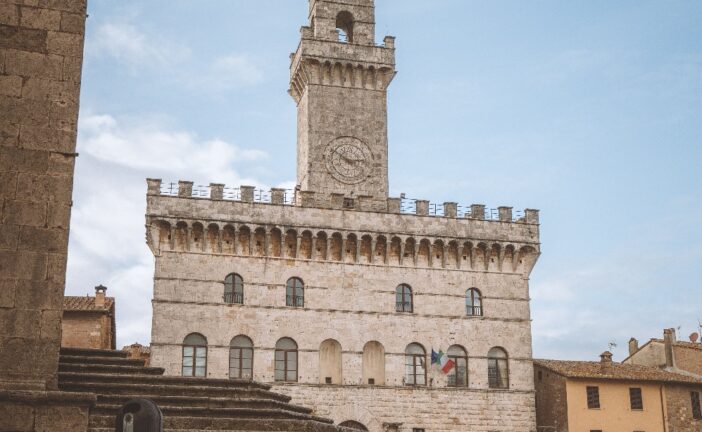 Walking tour a Montepulciano  tra cinema, storia e sapori