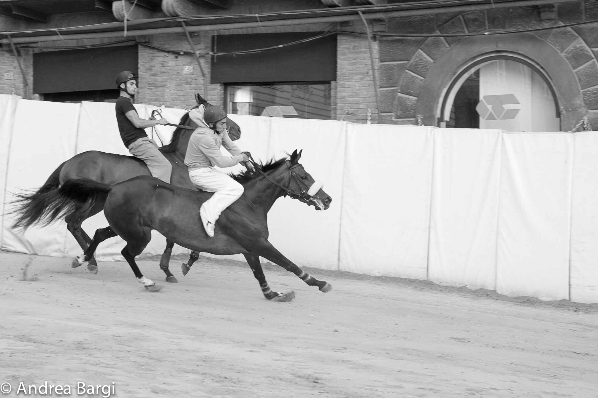 Palio di Siena: le “prove di notte”