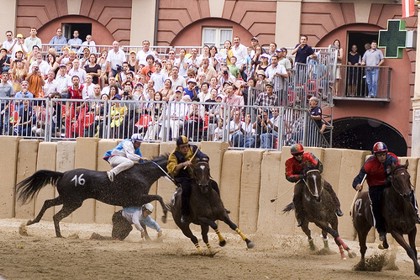 Asti: prove da brivido a causa della pioggia