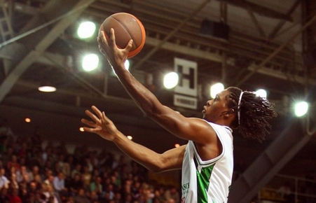 Morris Finley in partenza per Teramo