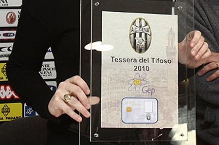 In 700 hanno sottoscritto la Robur senense