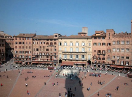 A tavola nei ristoranti di Siena: la "cucina" protagonista del circuito turistico