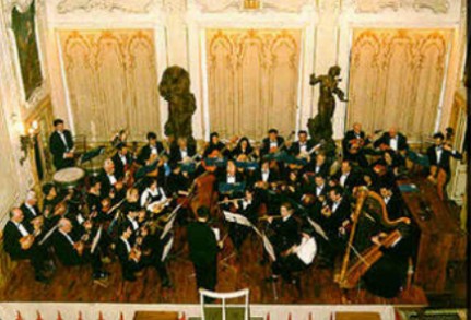 L’orchestra a plettro senese all’Alfieri di Castelnuovo