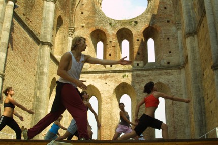 A San Galgano leggerezza ed incanto "sulle punte"