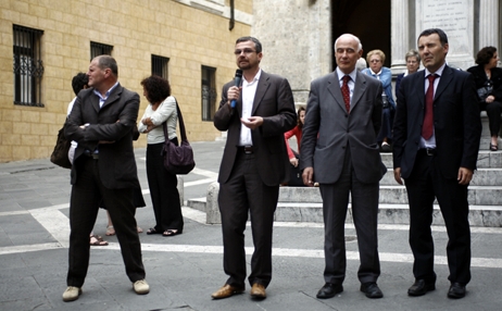 PD: chiusura (con punzecchiature) della campagna elettorale