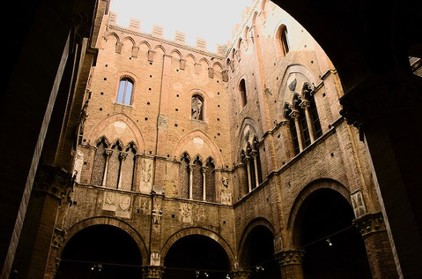 Il Coro di San Miniato nel Cortile del Podestà