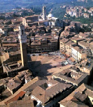 Camminata nei rioni: a spasso per Siena… pensando alla salute